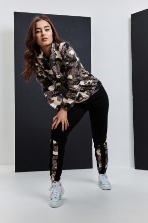 d5e92ba0-2660-4cd9-b756-1988aeb74151